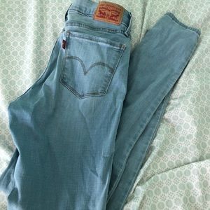 Levi light wash low rise jeans